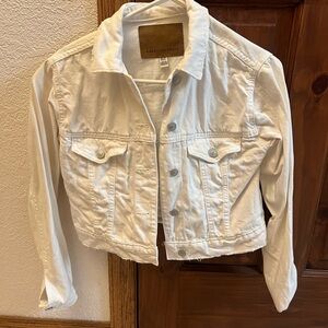 American Eagle Outfitters Women's Cream Jean Jacket